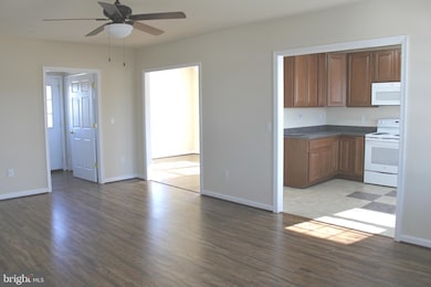 4337 Cap Stine Rd unit 1, Frederick, MD 21703 - photo 3