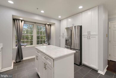 15816 Glacier Ct, North Potomac, MD 20878 - photo 6