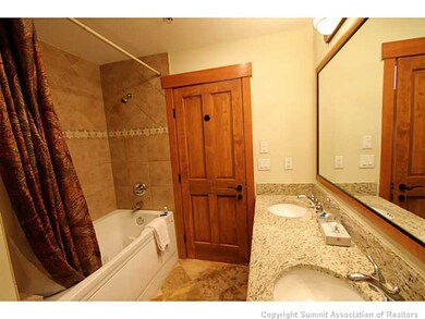 Master Bath/Spa.