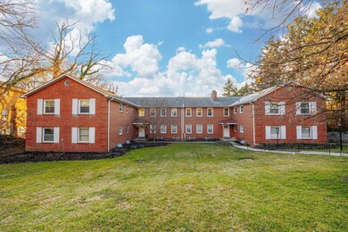 1-web-or-mls-2611 Charing Road 001