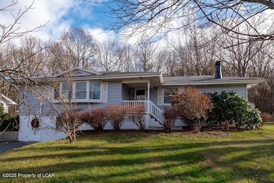 552 Woodlawn Ave, Mountain Top, PA 18707 - photo 5