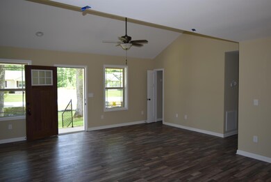 300 Forrestwood Dr, Manchester, TN 37355 - photo 4