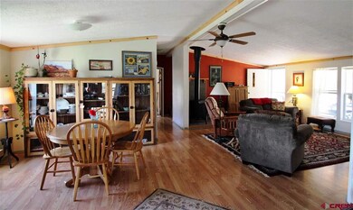 Dining area / living room