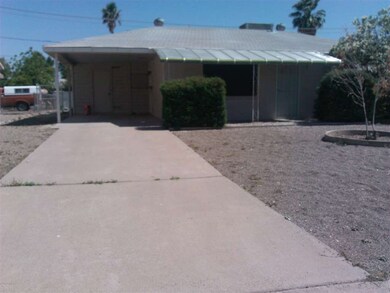 Driveway/Carport view