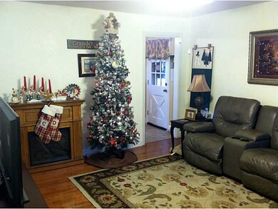 1220 Ohio Ave, Midland, PA 15059 - photo 2