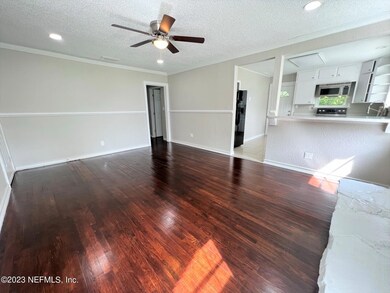 6415 Gaskins Rd, Jacksonville, FL 32244 - photo 4