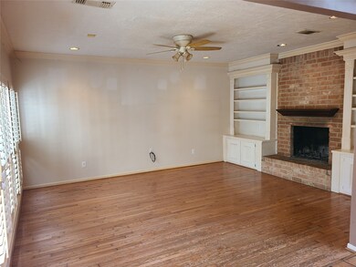 2127 Jamara Ln, Houston, TX 77077 - photo 2