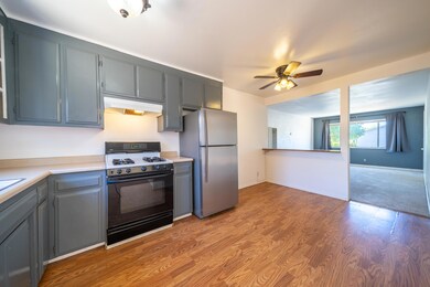 3893 Polaris Way-18