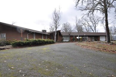 large circular driveway