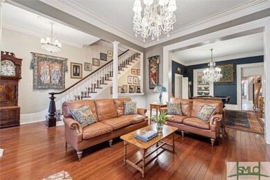 Double parlor
