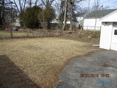 2626 Castleton Ave, Toledo, OH 43613 - photo 2