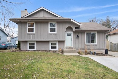 712 E Spring St, Des Moines, IA 50315 - photo 2