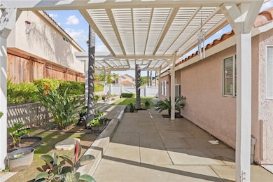 24385 Via Las Junitas, Murrieta, CA 92562 - photo 6