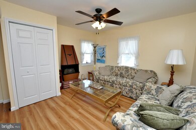 216 W 18th St, Ship Bottom, NJ 08008 - photo 7