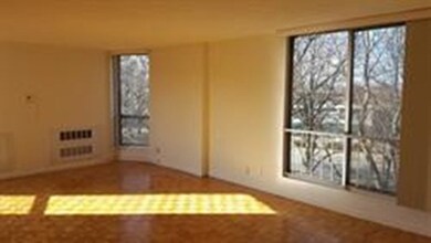 44 Washington St unit 817, Brookline, MA 02445 - photo 4