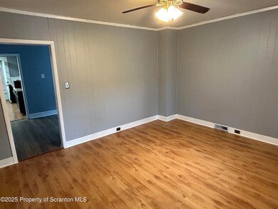 723 Crown Ave, Scranton, PA 18505 - photo 6