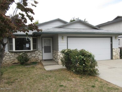 561-873815-front left