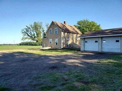 Farm house with insulated/heated 2 car garage