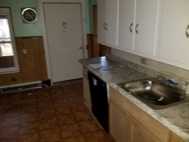 13 Clover St, Rutland, VT 05701 - photo 5