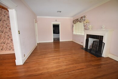 2801 Avenue I, Bay City, TX 77414 - photo 4