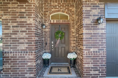 8304 White Hart Dr, Fort Worth, TX 76179 - photo 2