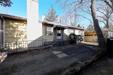 107 Cole Ave, Providence, RI 02906 - photo 2