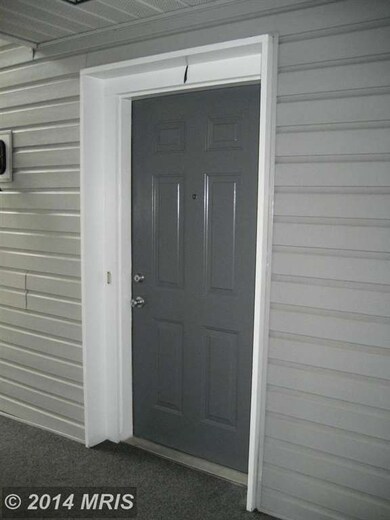 2806 Clear Shot Dr unit 1, Silver Spring, MD 20906 - photo 3