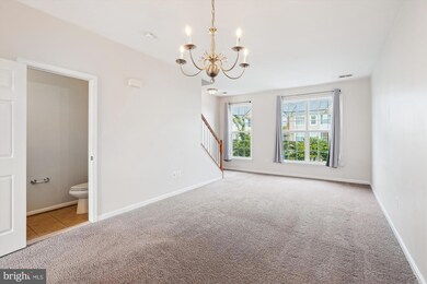 15610 John Diskin Cir, Woodbridge, VA 22191 - photo 6