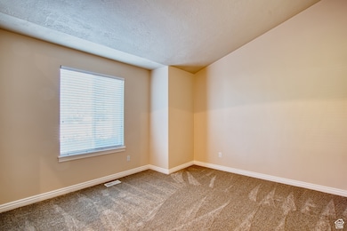 916 S 1760 W, Syracuse, UT 84075 - photo 5