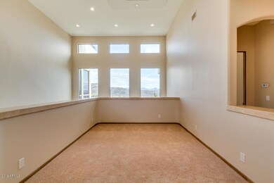 Sitting Area/Den to Enjoy Views