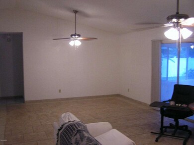Living/Dining Room 1