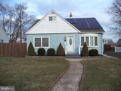 202 Patricia Ln, Runnemede, NJ 08078 - photo 2