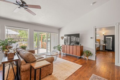 139_20019 Beaver Ln_Pro Property Photos_