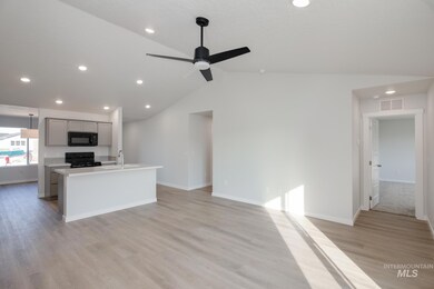 18305 N Trumpet Lily Ave, Nampa, ID 83687 - photo 5