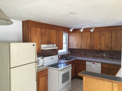 38 Sanborn Dr, Nashua, NH 03063 - photo 3