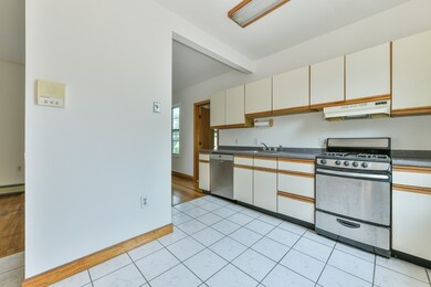 48 Pearl St unit 2, Somerville, MA 02145 - photo 7