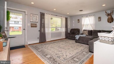 810 George Ave, Essex, MD 21221 - photo 7