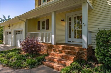 2555 Hickory Dr, Asheboro, NC 27205 - photo 3