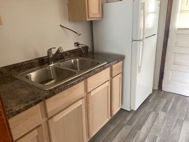 1019 Edwards St, Waukegan, IL 60085 - photo 3