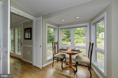 3430 Glen Carlyn Dr, Falls Church, VA 22041 - photo 7