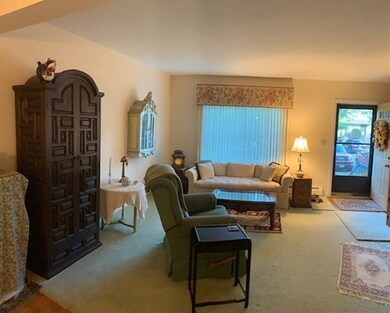 489 Turnpike St unit 8-1, South Easton, MA 02375 - photo 4