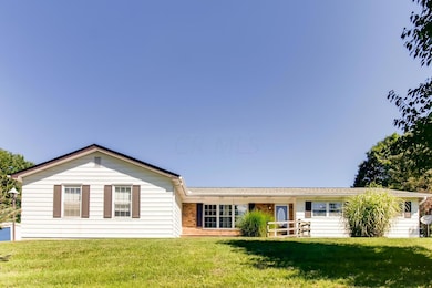 100 Coonpath Rd NW, Lancaster, OH 43130 - photo 3