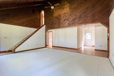 2216 E Clarendon Rd, North Clarendon, VT 05759 - photo 7