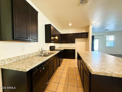 6218 W Laurie Ln, Glendale, AZ 85302 - photo 4