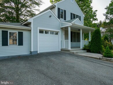 8110 Arrowhead Ct, Frederick, MD 21702 - photo 3