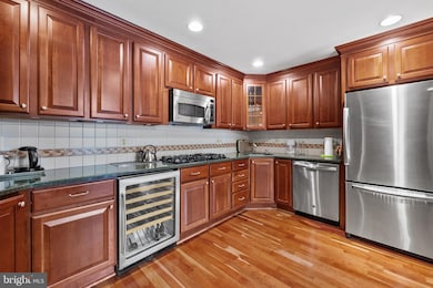 38 Bouton Green Ct, Baltimore, MD 21210 - photo 6