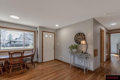 118 Capri Dr, Mankato, MN 56001 - photo 2