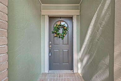 23 S Drifting Leaf Ct, Spring, TX 77380 - photo 3