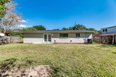 2524 Hugh Edwards Dr, Jacksonville, FL 32210 - photo 6