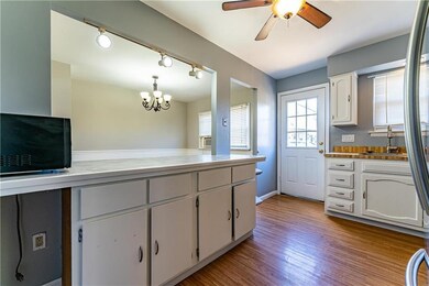 1208 Tee Ct, Allentown, PA 18106 - photo 4